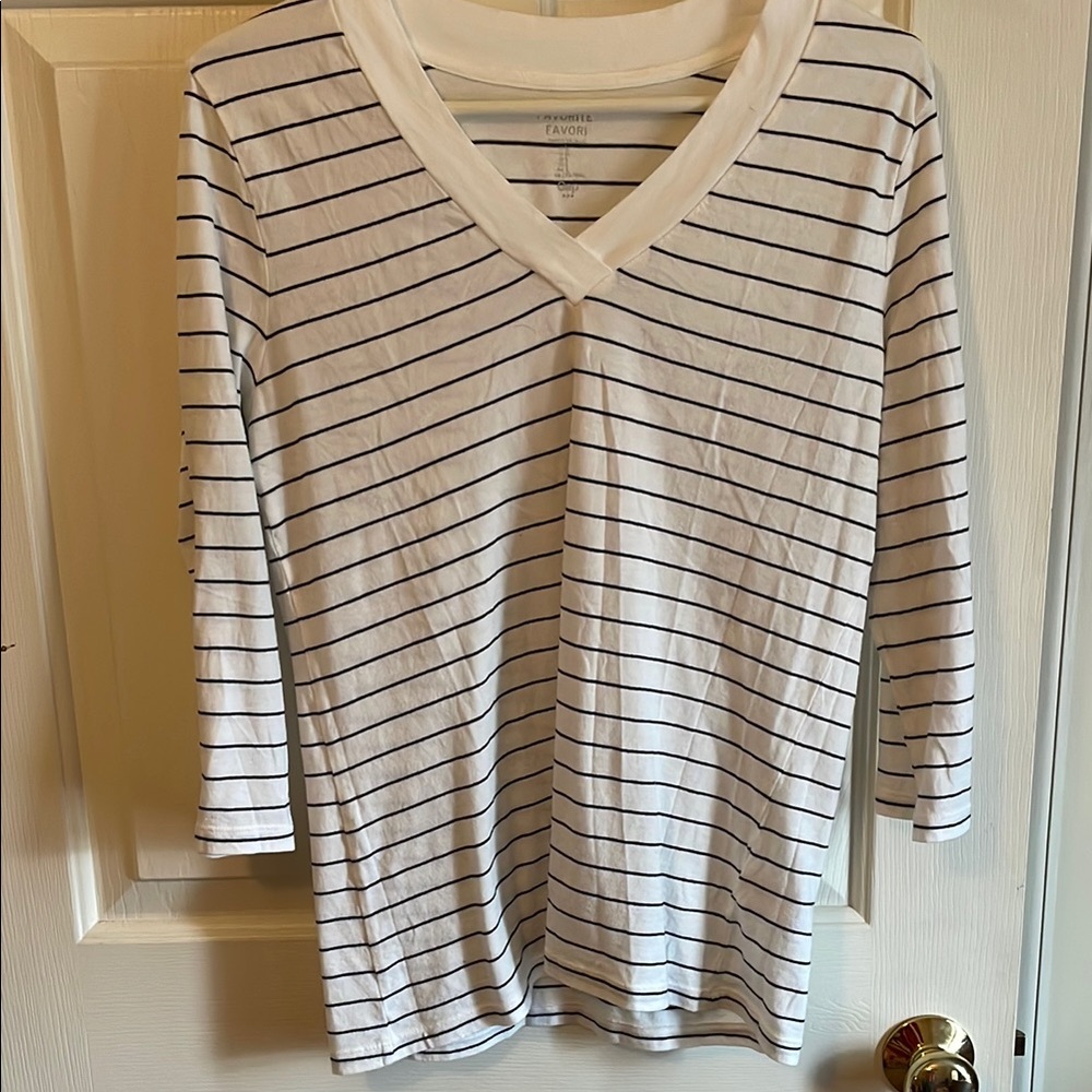 GAP White and Black Striped Women's Top